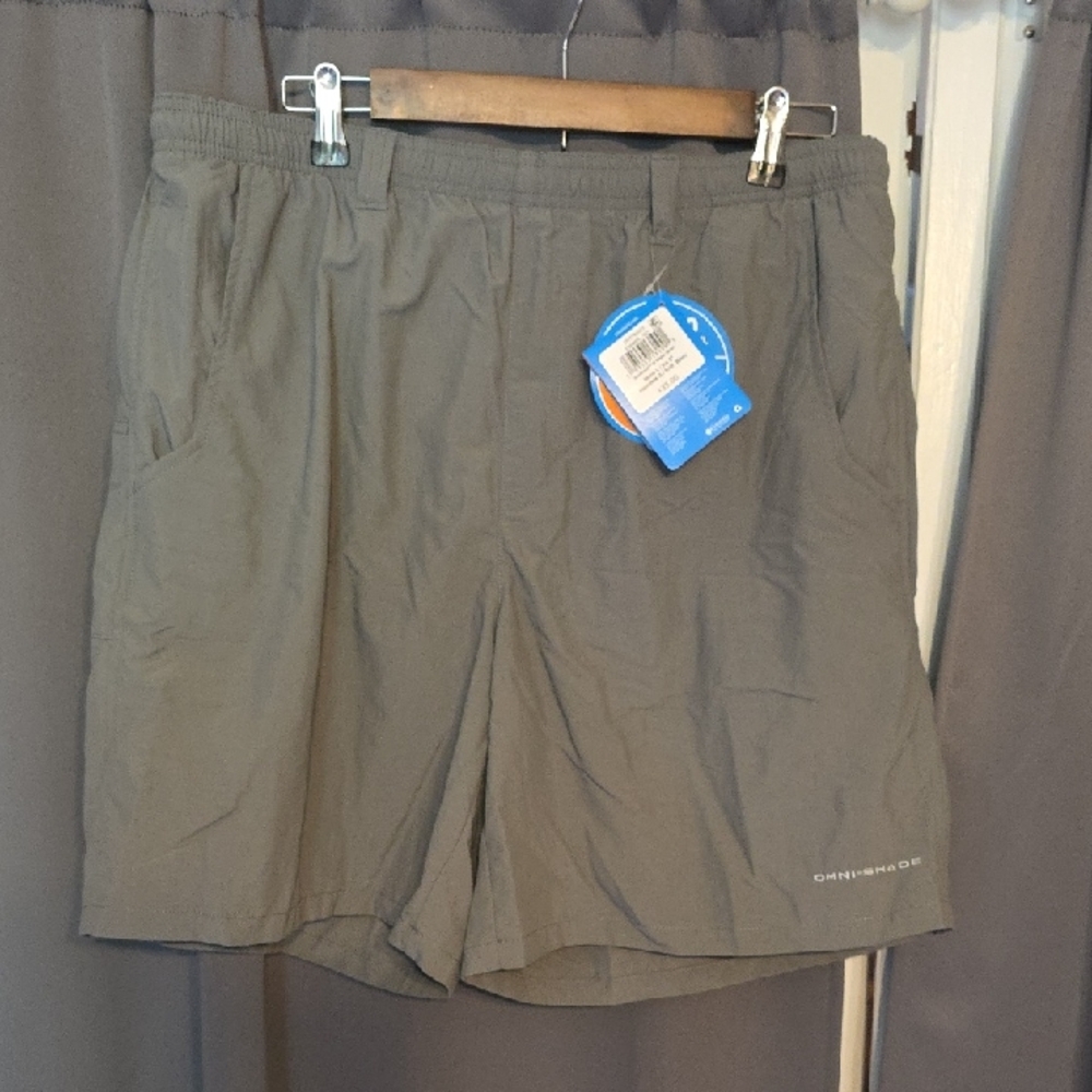 NWT Columbia PFG Omni Shade UPF 50 Swim Trunks Gray Pockets Sz L